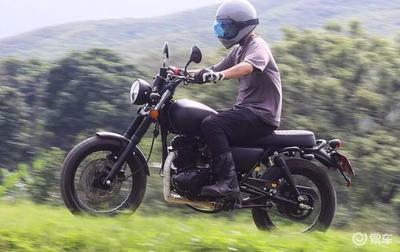 輕騎大腳怪 國產Scrambler新寵，為何連香港摩友也為之傾心？
